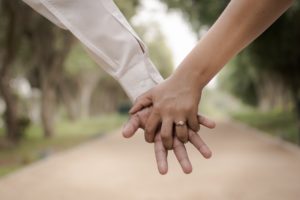 holding hands, relationship advice online courses, Safe Haven Counselling, Counselling Surrey BC